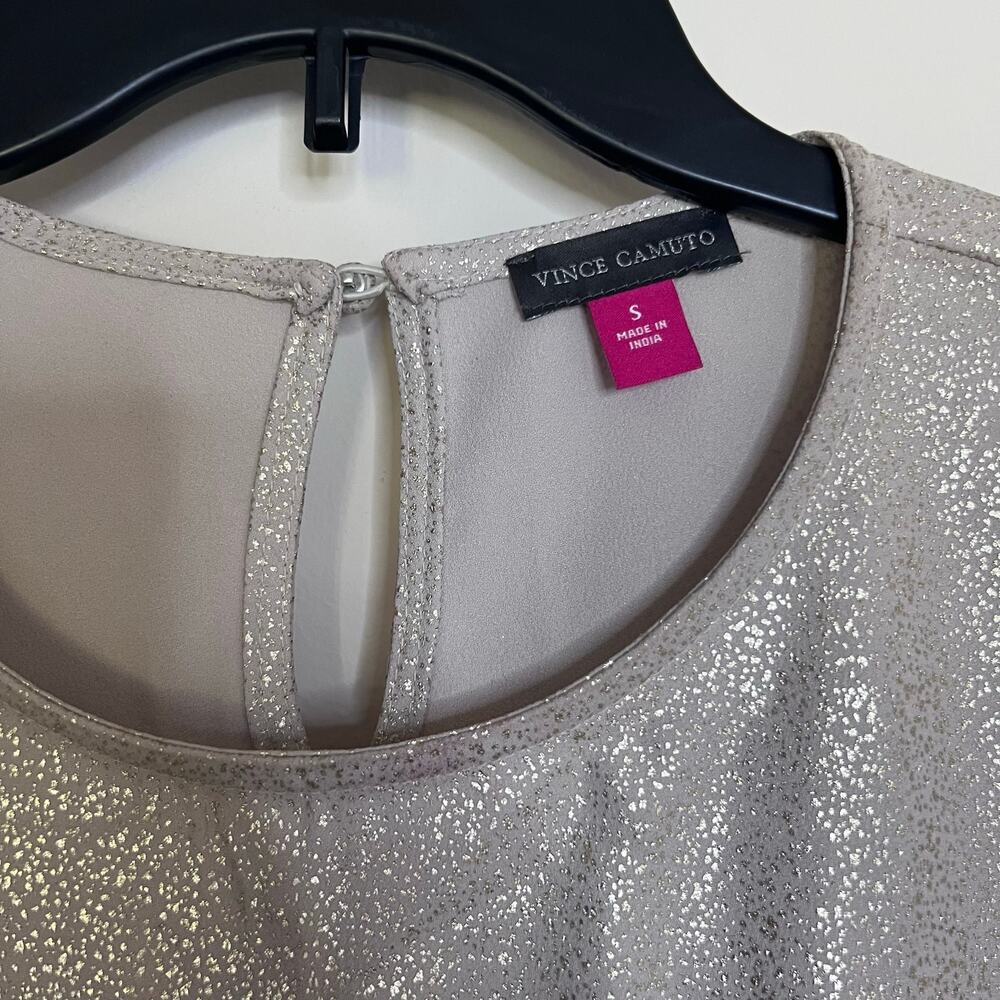 Vince Camuto Women’s Confetti Ready Metallic Puff Sleeve Top Size: Small - Picture 3 of 5